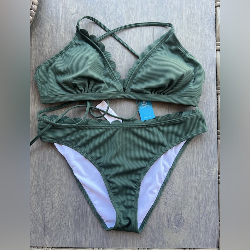 Cupshe Bikini NEW